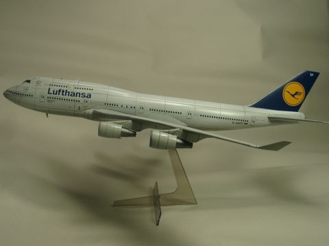 1/200 B747-400