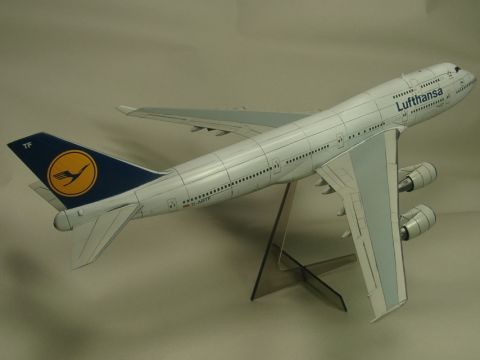 1/200 B747-400