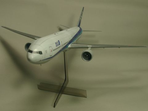 1/200 B777-300