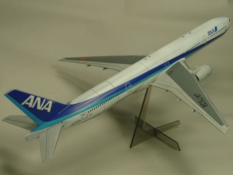 1/200 B777-300