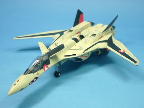 YF-19